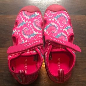 Nautica kids water shoes size 12